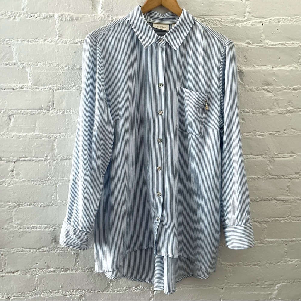 Chico’s Striped Tunic Top Blue White Button Front Size M Coastal Beachy Preppy